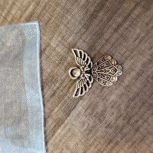 *FREE* NEW Angel Pendant Charm